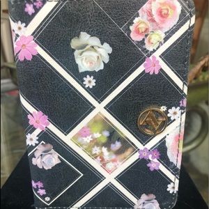 Adrienne Vittadini credit card/passport folio